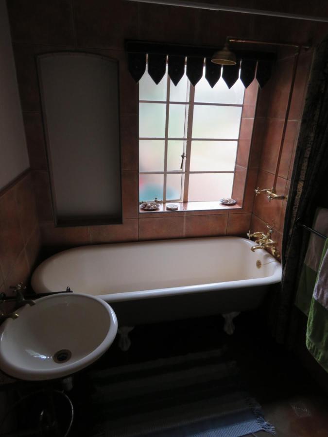 Fountain Baths Guest Cottages Barberton Exterior foto